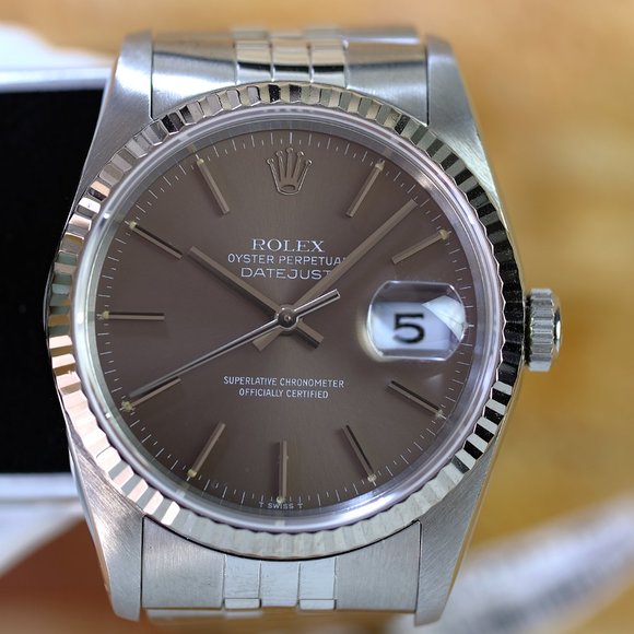 Rolex Datejust RARE Brown Dial 36mm Watch - Picture 12 of 12